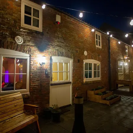The Stables - Quirky One Bed Holiday Home With Wood Fired Hot Tub Rudston Exterior photo